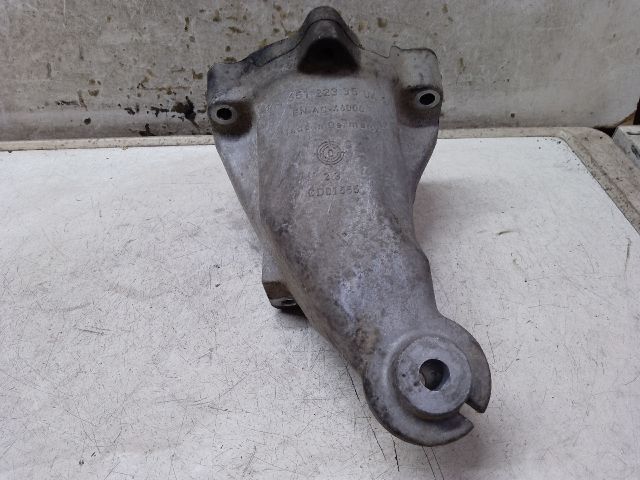 bontott MERCEDES-BENZ C-CLASS Motor Tartó Bak Jobb