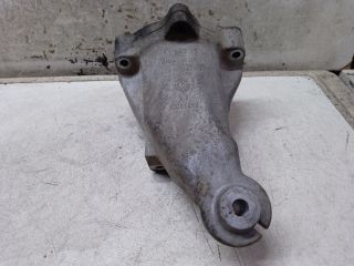 bontott MERCEDES-BENZ C-CLASS Motor Tartó Bak Jobb