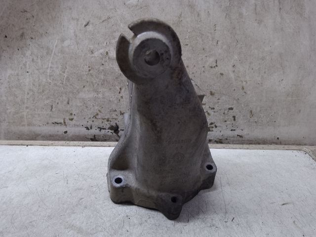 bontott MERCEDES-BENZ C-CLASS Motor Tartó Bak Jobb