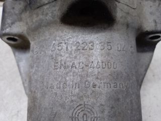 bontott MERCEDES-BENZ C-CLASS Motor Tartó Bak Jobb