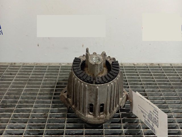 bontott MERCEDES-BENZ C-CLASS Motor Tartó Bak (Pozíciófüggetlen)