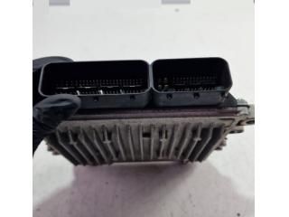 bontott MERCEDES-BENZ C-CLASS Motorvezérlő