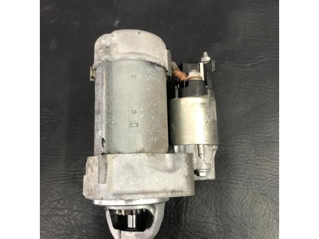 bontott MERCEDES-BENZ C-CLASS Önindító