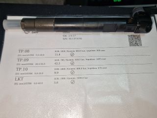 bontott MERCEDES-BENZ C-CLASS Porlasztó (1 db)