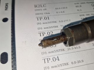 bontott MERCEDES-BENZ C-CLASS Porlasztó (1 db)