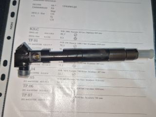 bontott MERCEDES-BENZ C-CLASS Porlasztó (1 db)