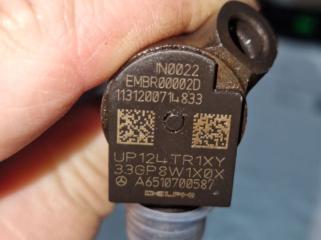 bontott MERCEDES-BENZ C-CLASS Porlasztó (1 db)