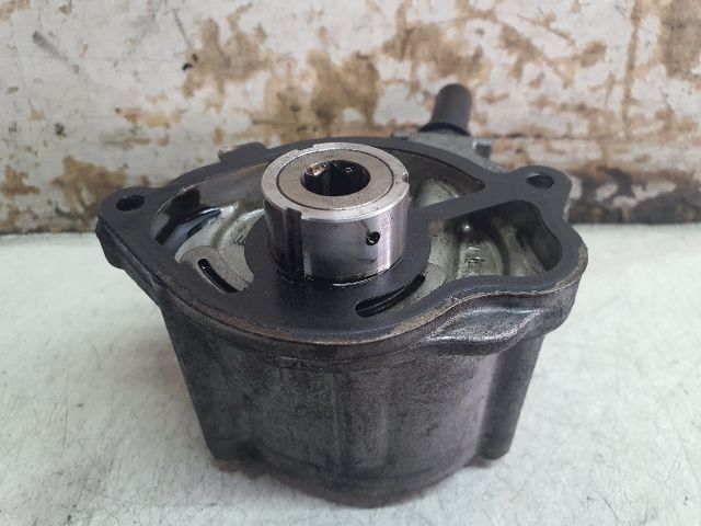 bontott MERCEDES-BENZ C-CLASS Vákumpumpa