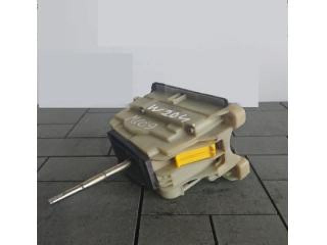 bontott MERCEDES-BENZ C-CLASS Váltó Kulissza