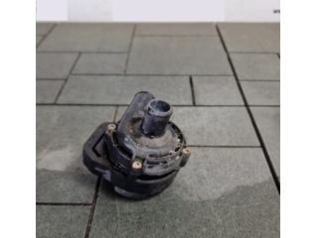 bontott MERCEDES-BENZ C-CLASS Vízpumpa