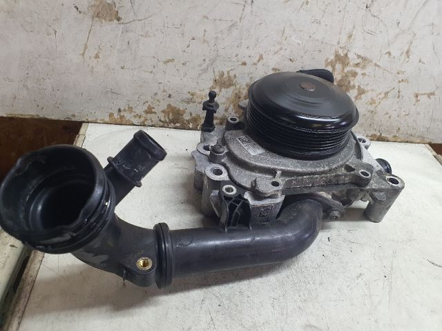 bontott MERCEDES-BENZ C-CLASS Vízpumpa