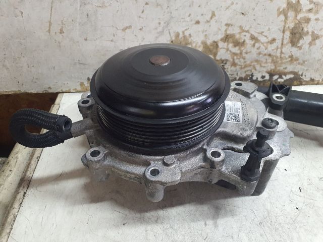 bontott MERCEDES-BENZ C-CLASS Vízpumpa
