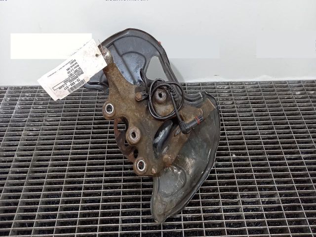 bontott MERCEDES-BENZ C-CLASS Bal első Csonkállvány