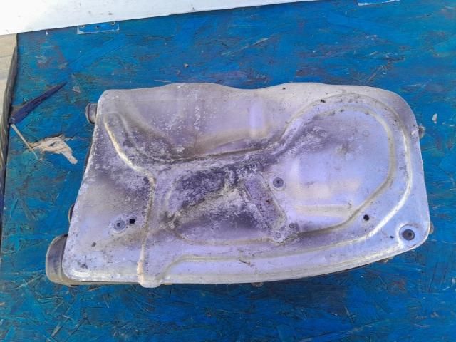 bontott MERCEDES-BENZ C-CLASS Légszűrő Ház