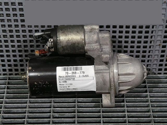 bontott MERCEDES-BENZ C-CLASS Önindító