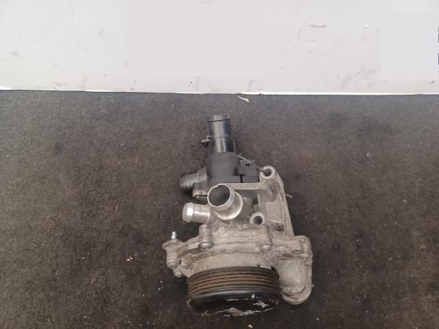 bontott MERCEDES-BENZ C-CLASS Vízpumpa