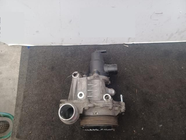 bontott MERCEDES-BENZ C-CLASS Vízpumpa