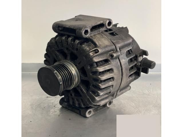 bontott MERCEDES-BENZ C-CLASS Generátor