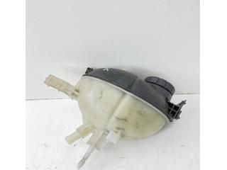 bontott MERCEDES-BENZ C-CLASS Kiegyenlítő Tartály