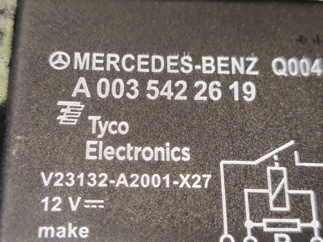 bontott MERCEDES-BENZ C-CLASS Akkumulátor Relé