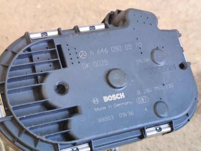 bontott MERCEDES-BENZ C-CLASS Fojtószelep (Elektromos)