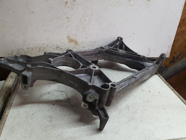 bontott MERCEDES-BENZ C-CLASS Generátor Tartó Bak