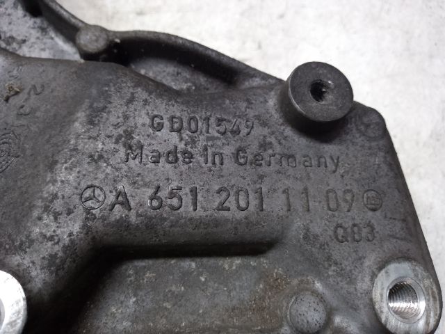 bontott MERCEDES-BENZ C-CLASS Generátor Tartó Bak