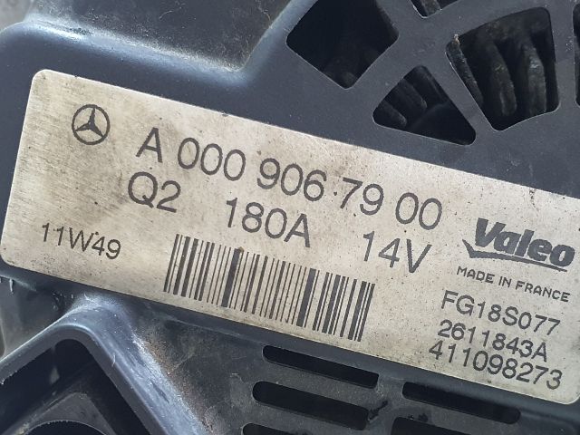 bontott MERCEDES-BENZ C-CLASS Generátor