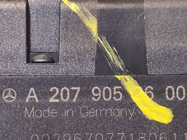 bontott MERCEDES-BENZ C-CLASS Gyújtáskapcsoló Házzal