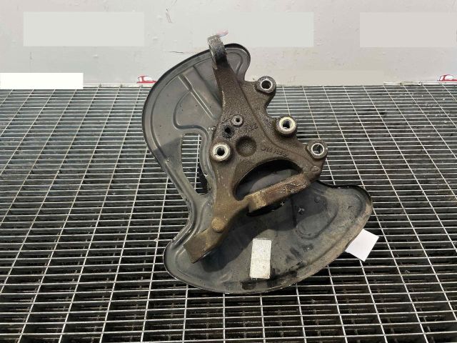 bontott MERCEDES-BENZ C-CLASS Jobb első Csonkállvány