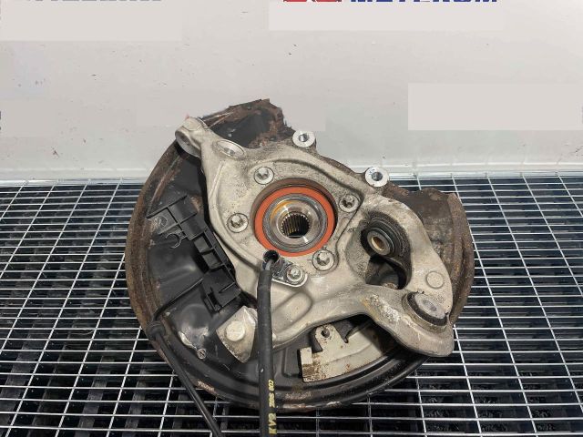 bontott MERCEDES-BENZ C-CLASS Jobb hátsó Csonkállvány