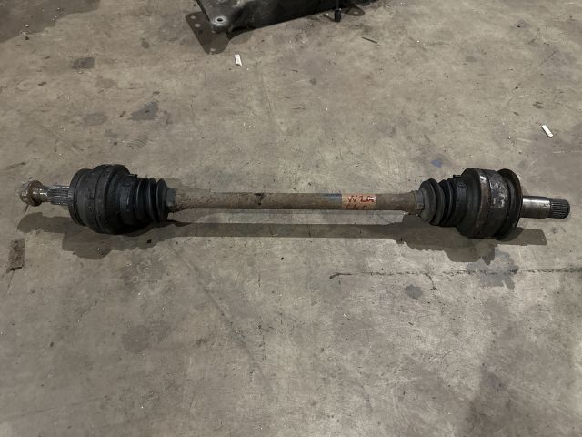 bontott MERCEDES-BENZ C-CLASS Jobb hátsó Féltengely