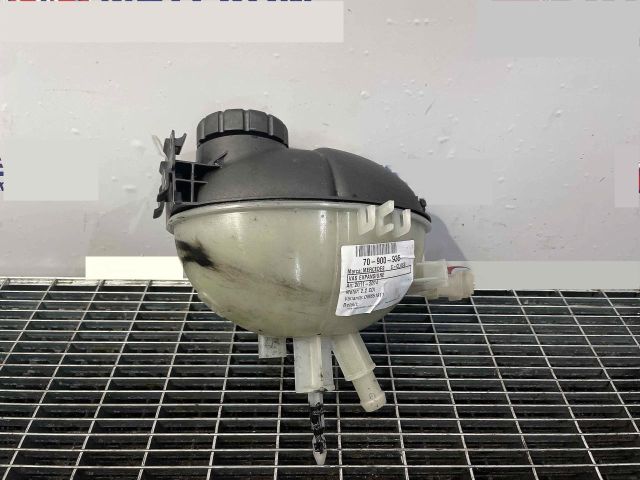 bontott MERCEDES-BENZ C-CLASS Kiegyenlítő Tartály