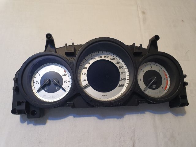 bontott MERCEDES-BENZ C-CLASS Kilométeróra