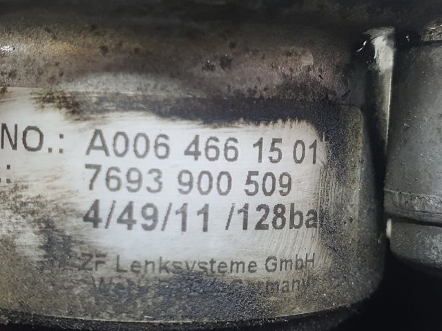 bontott MERCEDES-BENZ C-CLASS Kormányszervó Motor (Hidraulikus)