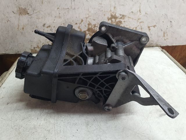 bontott MERCEDES-BENZ C-CLASS Kormányszervó Motor (Hidraulikus)