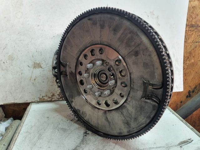 bontott MERCEDES-BENZ C-CLASS Kuplung Szett Lendkerékkel