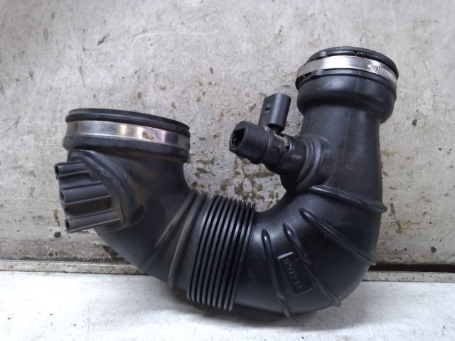 bontott MERCEDES-BENZ C-CLASS Légbeömlő Cső