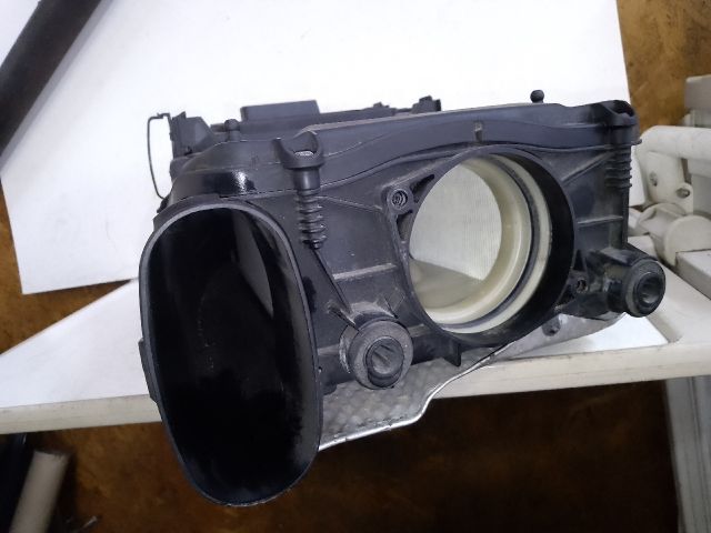 bontott MERCEDES-BENZ C-CLASS Légszűrő Ház