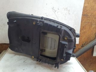 bontott MERCEDES-BENZ C-CLASS Légszűrő Ház