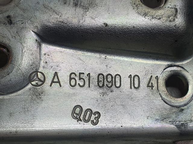 bontott MERCEDES-BENZ C-CLASS Motor Tartó Bak (Fém)