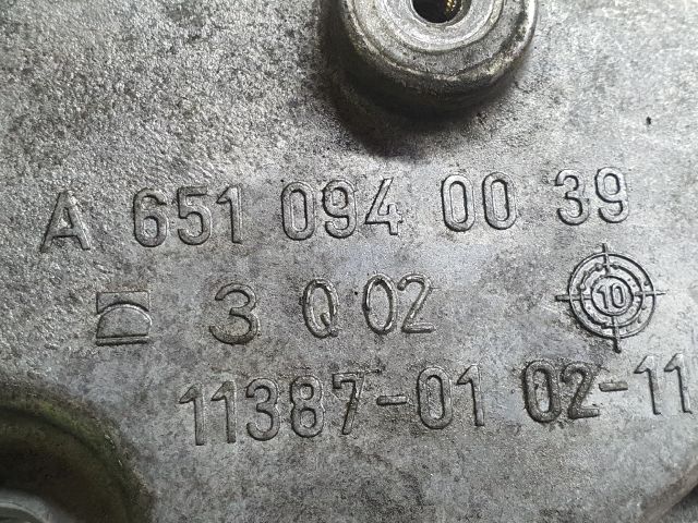 bontott MERCEDES-BENZ C-CLASS Motor Tartó Bak (Fém)