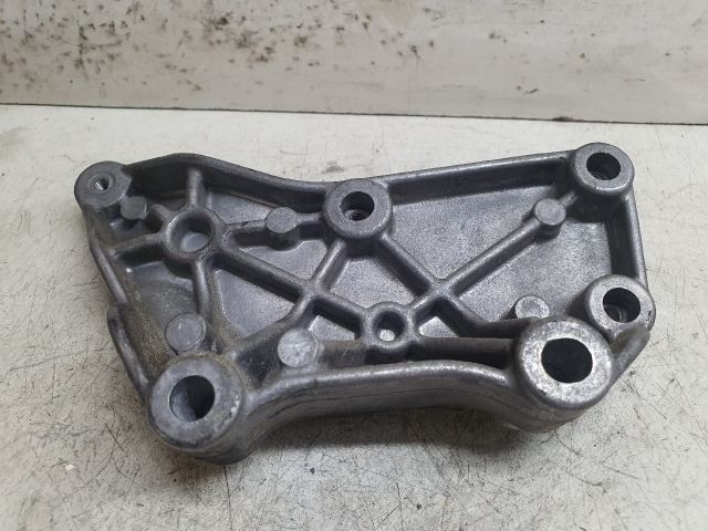 bontott MERCEDES-BENZ C-CLASS Motor Tartó Bak (Fém)