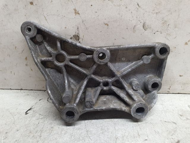 bontott MERCEDES-BENZ C-CLASS Motor Tartó Bak (Fém)