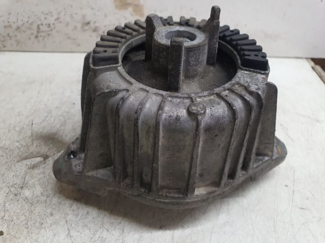 bontott MERCEDES-BENZ C-CLASS Motor Tartó Bak Jobb