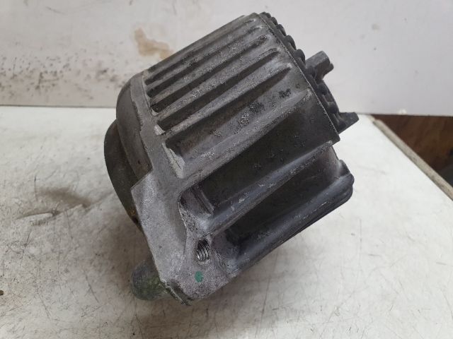 bontott MERCEDES-BENZ C-CLASS Motor Tartó Bak Jobb