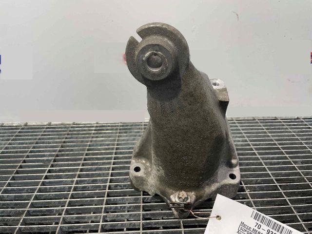 bontott MERCEDES-BENZ C-CLASS Motor Tartó Bak Jobb