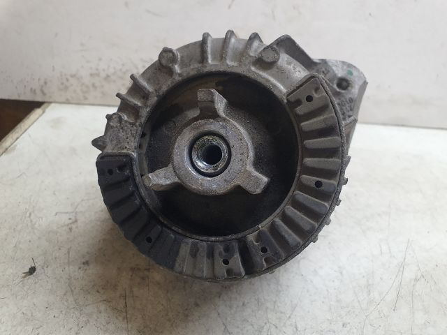 bontott MERCEDES-BENZ C-CLASS Motor Tartó Bak Jobb