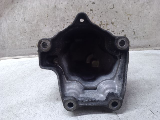 bontott MERCEDES-BENZ C-CLASS Motor Tartó Bak Jobb