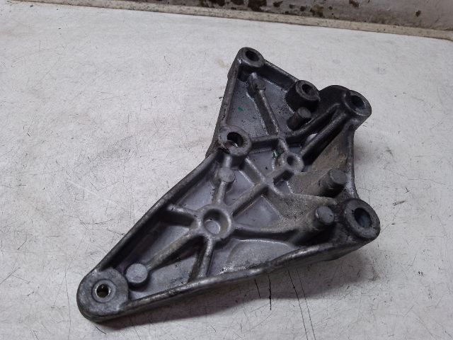 bontott MERCEDES-BENZ C-CLASS Motor Tartó Bak (Pozíciófüggetlen)